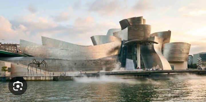 1 Guggenheim Museum Bilbao (Bilbao, Spain)