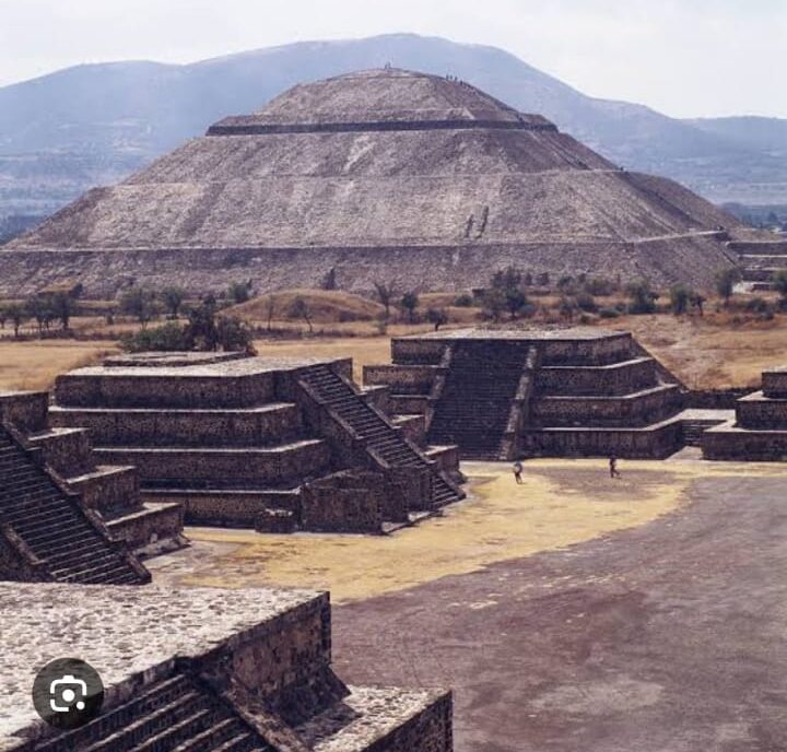4 Pyramid of the Sun 4 Pyramid of the Sun