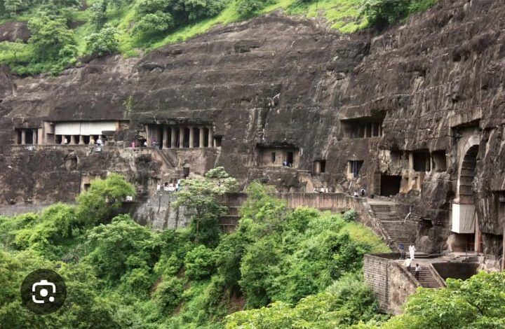 8 Ajanta Caves 8 Ajanta Caves