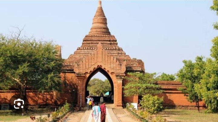 8 Buddhist Monuments at Bagan , Myanmar 8 Buddhist Monuments at Bagan , Myanmar