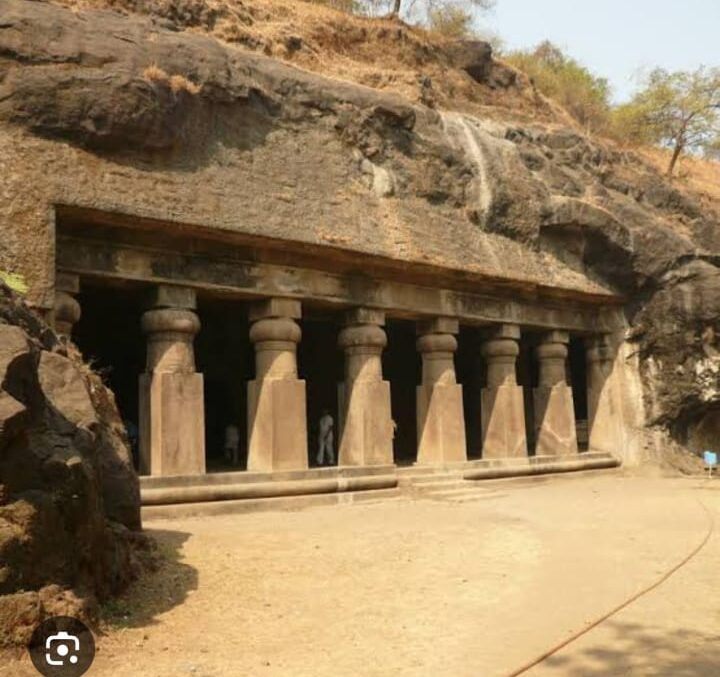 8 Elephanta caves
