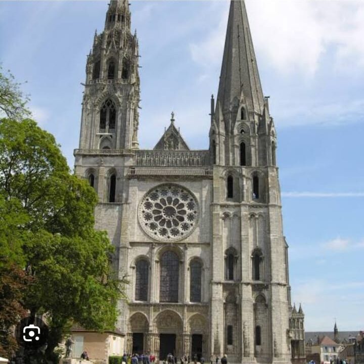 Chartres Cathedral, Chartres, France a Chartres Cathedral, Chartres, France a