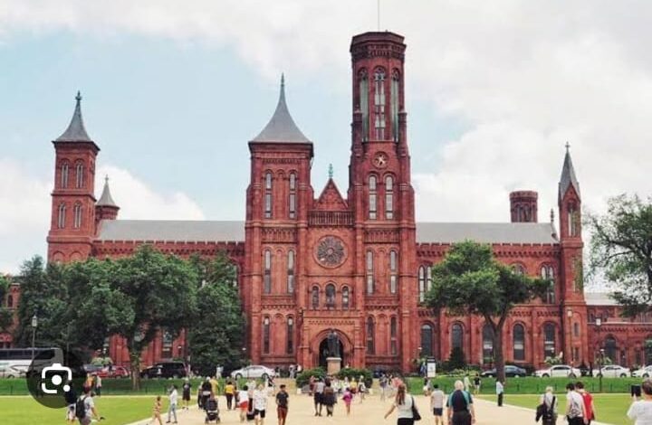 9 Smithsonian Institution’s castle 9 Smithsonian Institution's castle