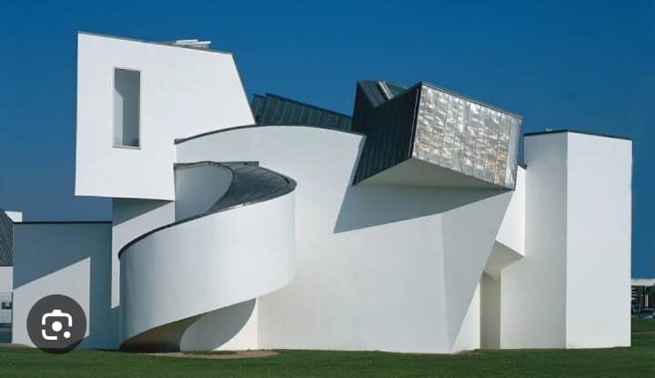 DECONSTRUCTIVISM by Frank Gehry DECONSTRUCTIVISM by Frank Gehry